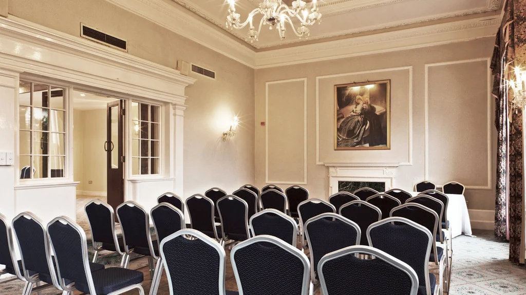 الفندق كوبثورن إيفنغهام بارك - كراولي